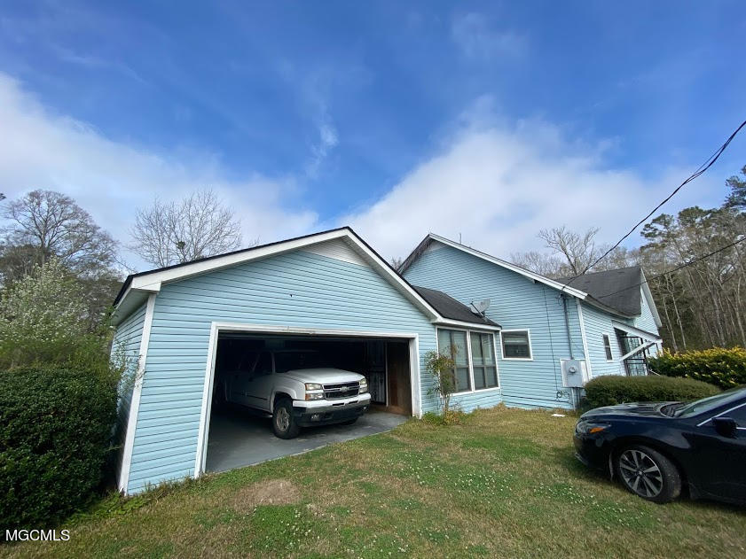 4610 Jamestown Road Moss Point, MS 39563 - Photo 4 of 16 03