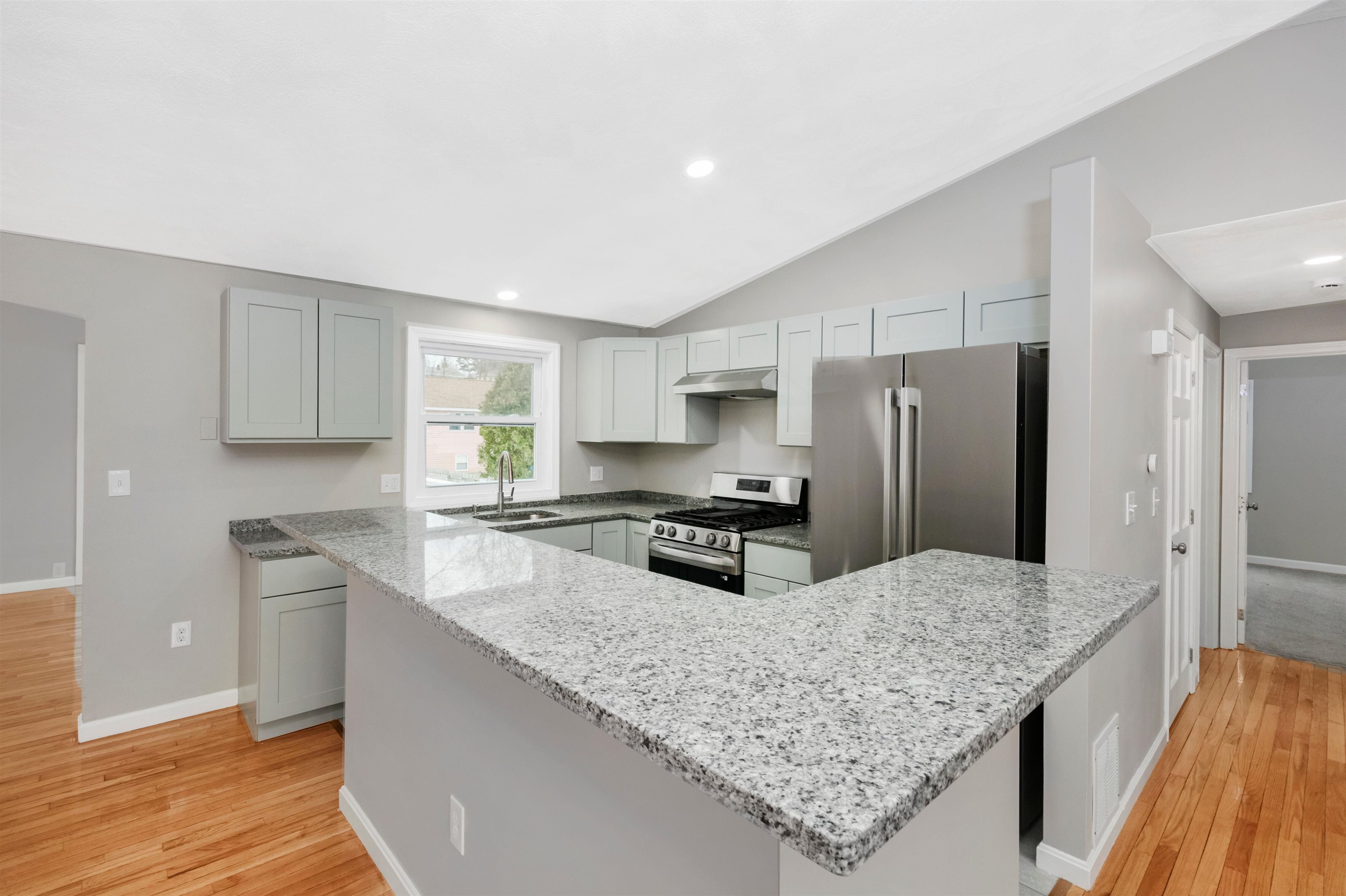 6 Cassandra Lane Nashua, NH 03064 - Photo 13 of 39