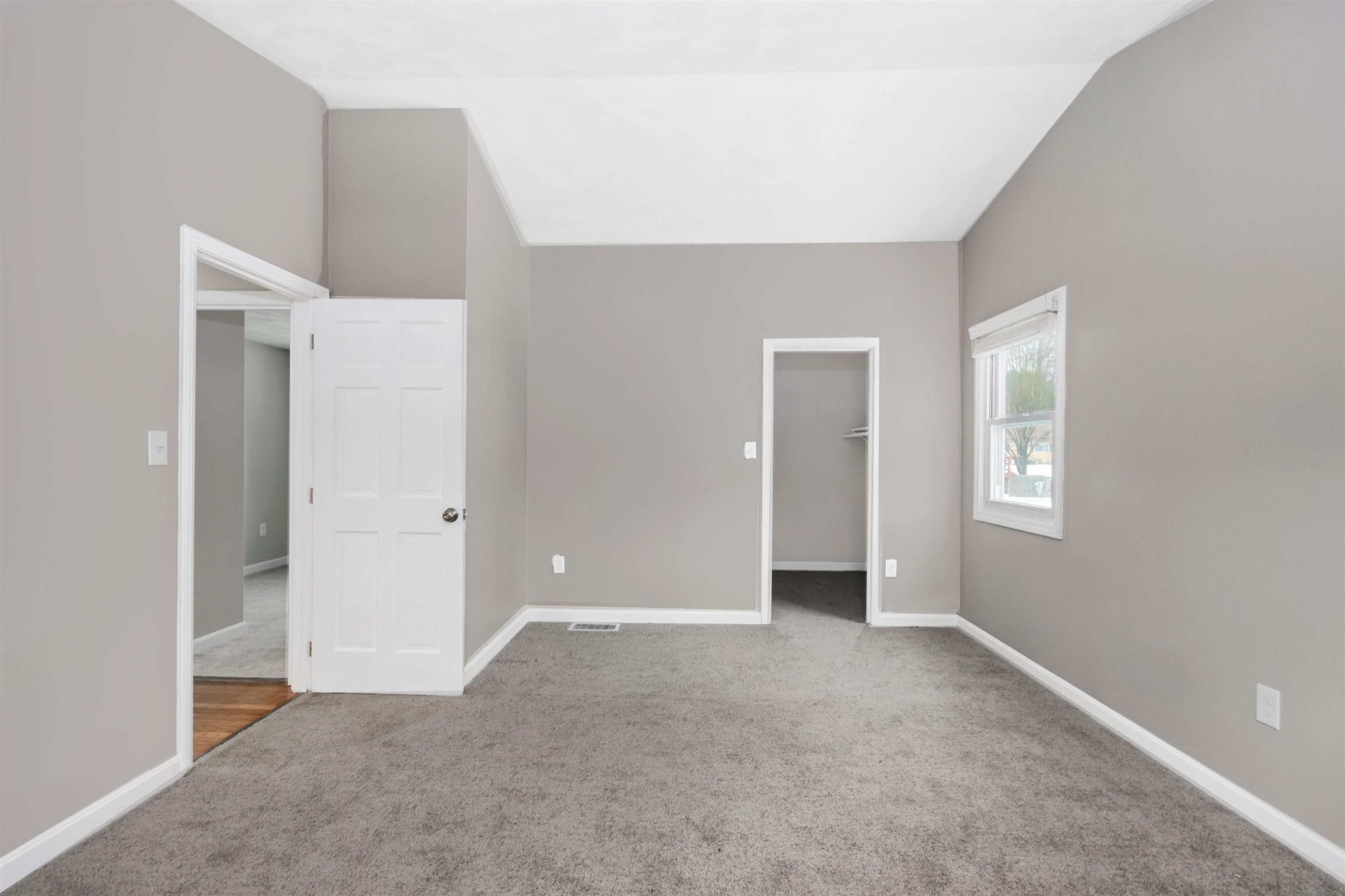 6 Cassandra Lane Nashua, NH 03064 - Photo 21 of 39