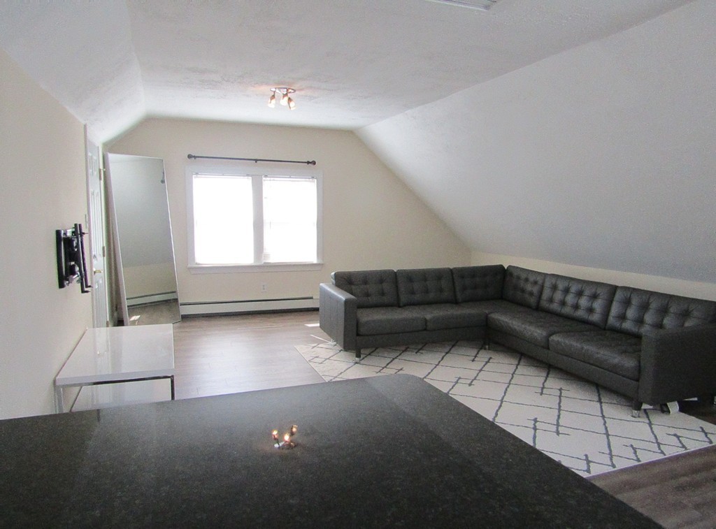 8 Tahanto Road, Unit 3 Worcester, MA 01602 - Photo 5 of 13