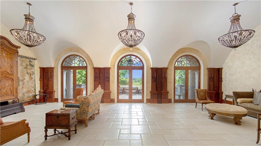 340 Fox Hunt Road Pittsburgh, PA 15238 - Photo 8 of 25