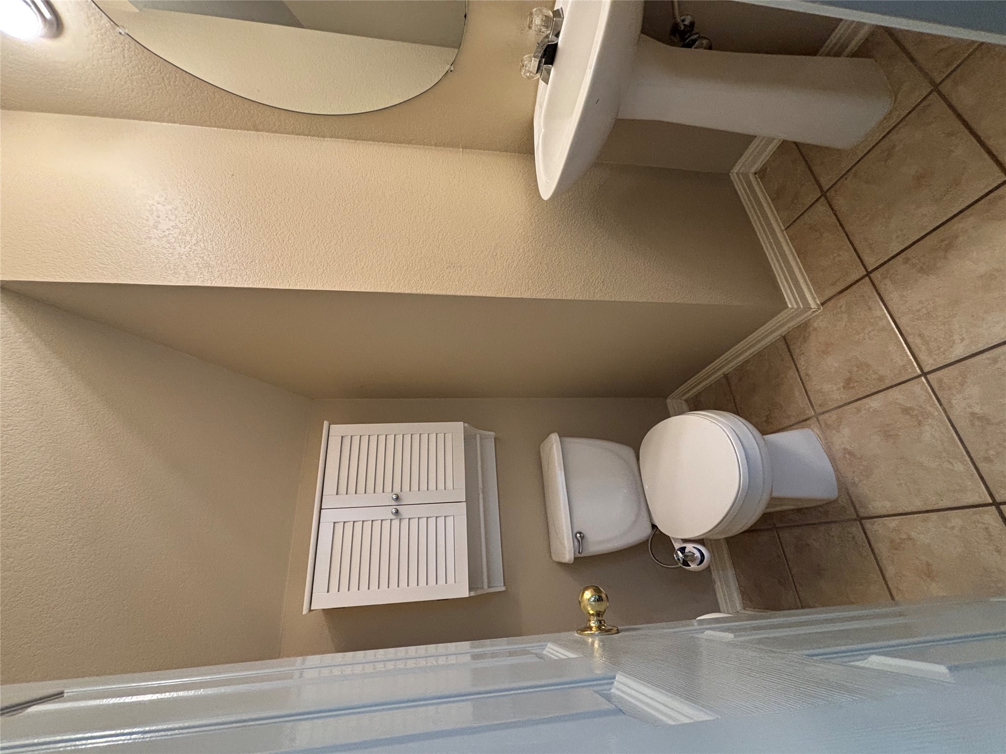 11000 Anderson Mill Road, Unit 22 Austin, TX 78750 - Photo 12 of 31 Half Bathroom Downstairs
