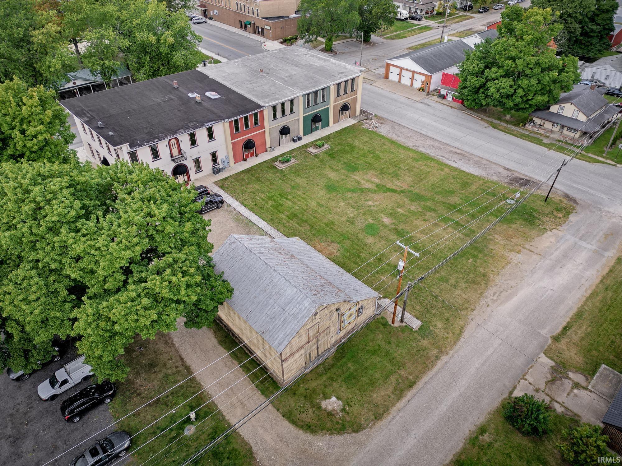 415 3rd Street Howe, IN 46746 - Photo 5 of 30 Gallery Image 5