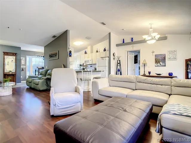 $319,000 | 3332 Juniper Drive, Edgewater, FL 32141