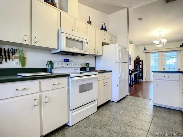 $319,000 | 3332 Juniper Drive, Edgewater, FL 32141