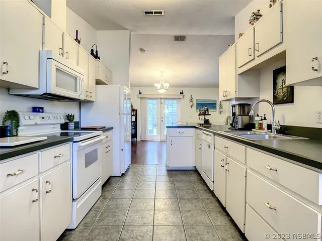 $319,000 | 3332 Juniper Drive, Edgewater, FL 32141