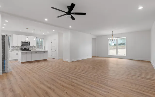 $590,000 | 102 Sunnybrook Trail, Signal Mountain, TN 37377