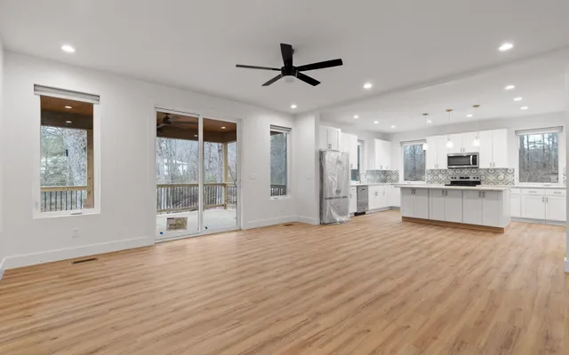 $590,000 | 102 Sunnybrook Trail, Signal Mountain, TN 37377