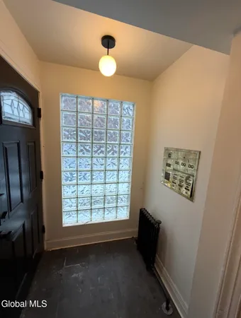 $1,495 | 612 Union Street, Unit 4, Schenectady, NY 12305