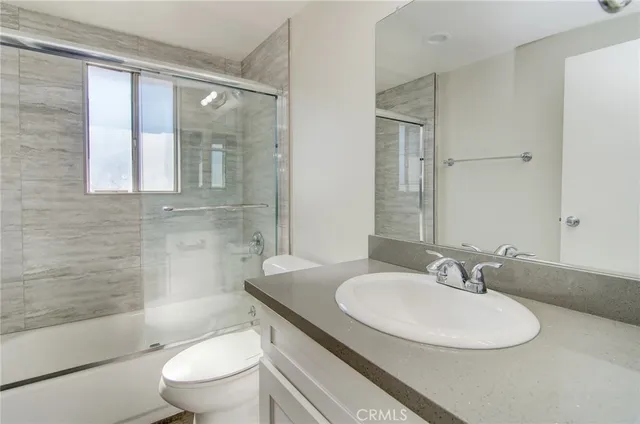 $555,000 | 2525 North Bourbon Street, Unit T4, Orange, CA 92865