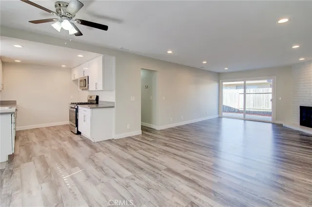 $555,000 | 2525 North Bourbon Street, Unit T4, Orange, CA 92865