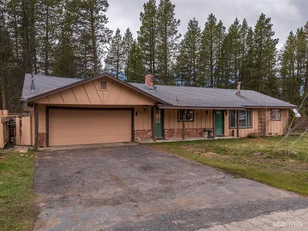 $665,000 | 1460 Rancho Way, South Lake Tahoe, CA 96150