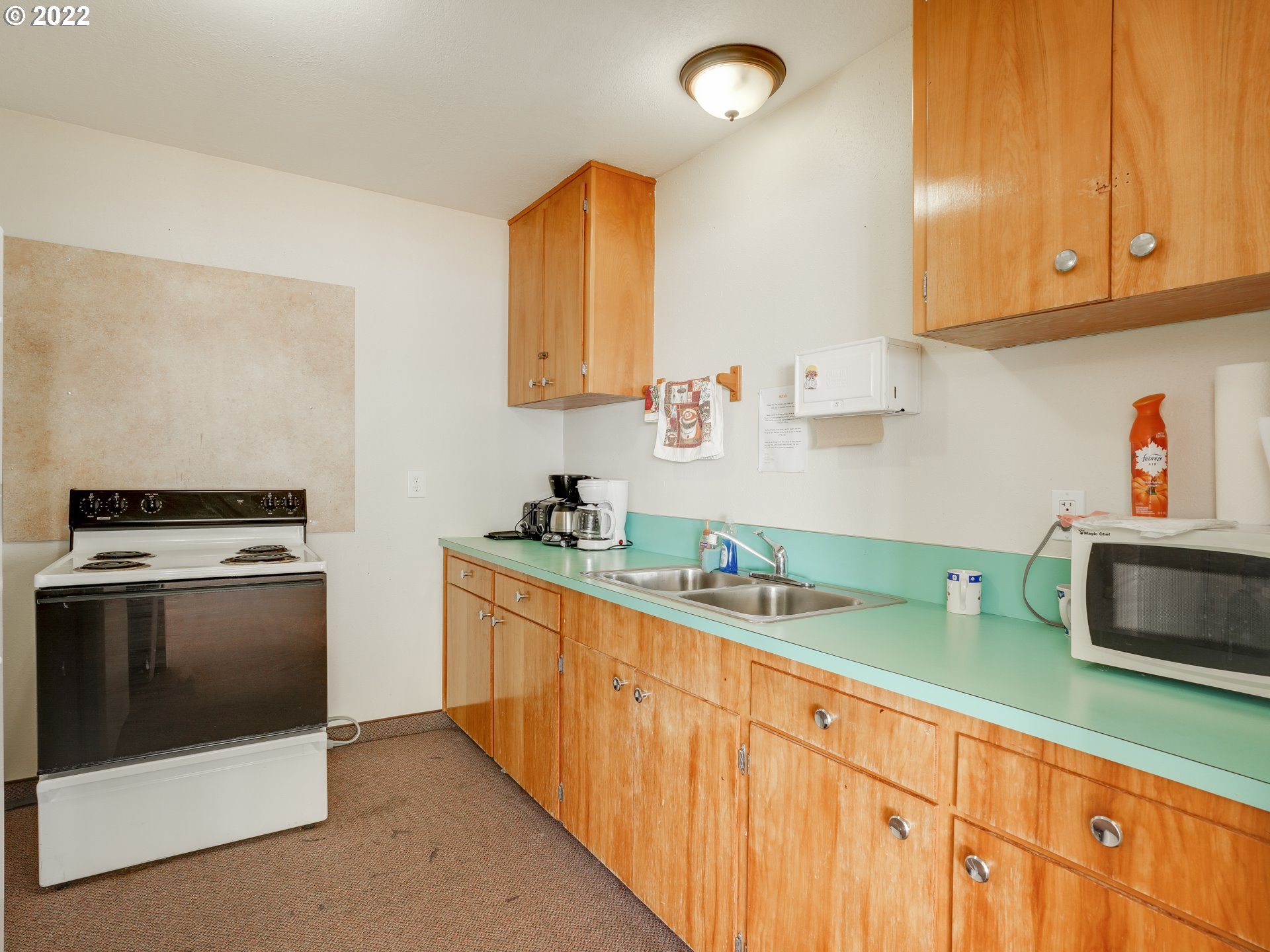 17655 Southeast Bluff Road, Unit 25 Sandy, OR 97055 - Photo 30 of 32 Community Club House
