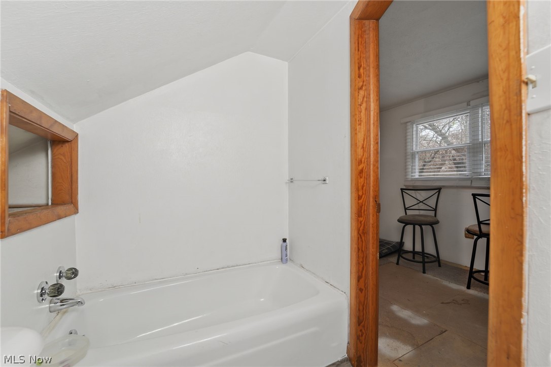 2108 Bennett Road Madison, OH 44057 - Photo 31 of 40