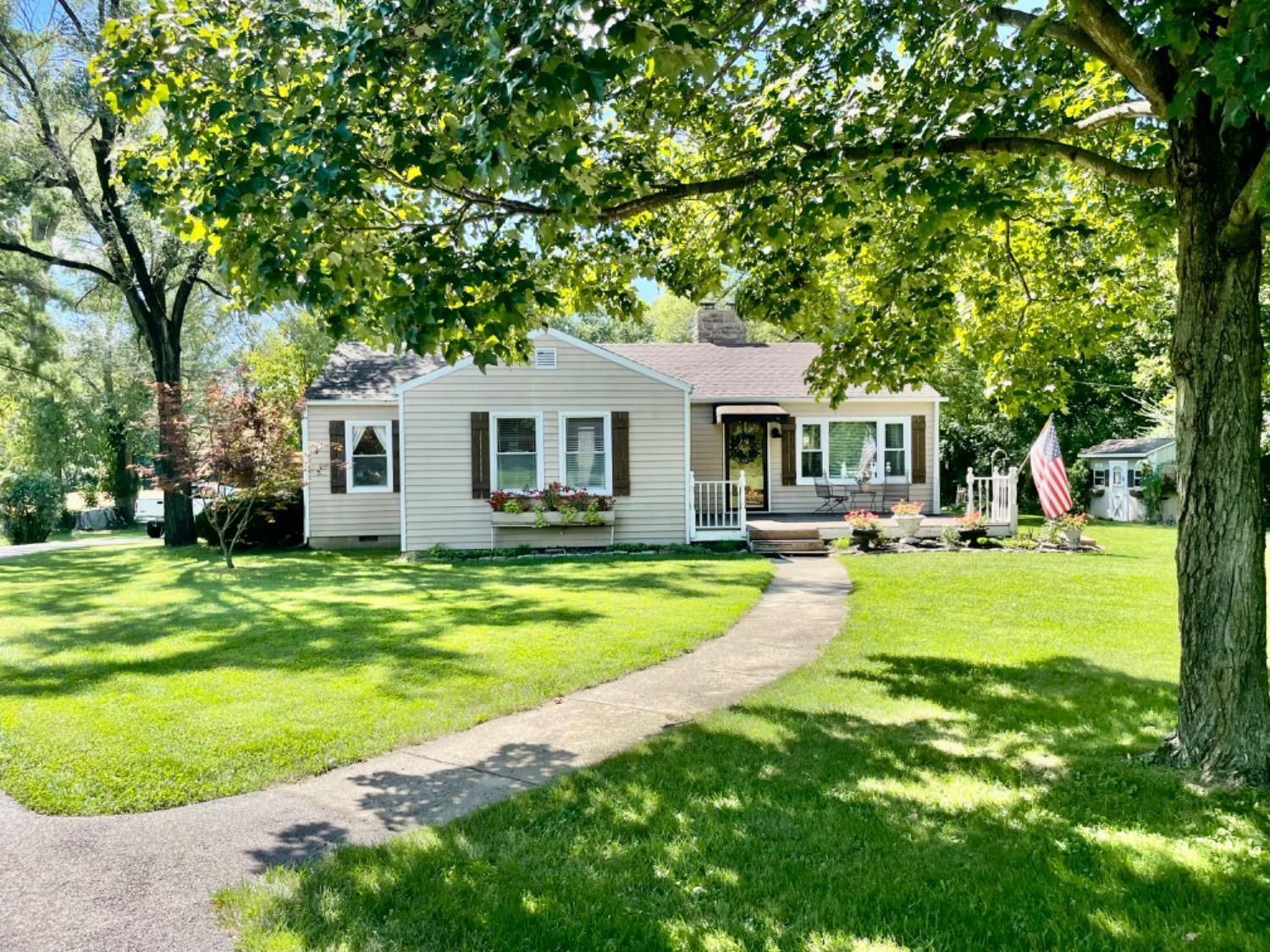 7223 Carson Road Middletown, OH 45044 - Photo 1 of 22