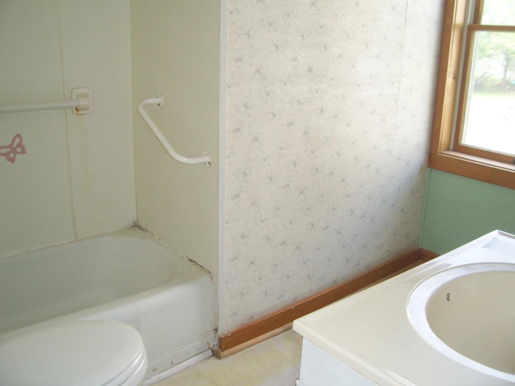 131 Beech Street Bennington, VT 05201 - Photo 10 of 18 Gallery Image 10
