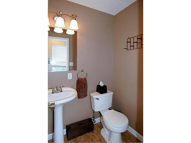 3008 Meyeridge Road Pittsburgh, PA 15209 - Photo 11 of 25 Partial Bath.