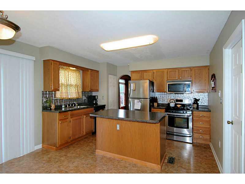 3008 Meyeridge Road Pittsburgh, PA 15209 - Photo 7 of 25 Kitchen.