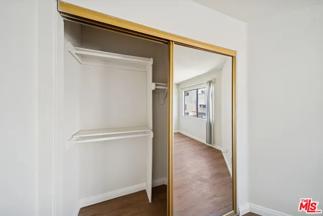 $1,995 | 1519 North Martel Avenue, Unit 305, Los Angeles, CA 90046