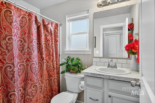 $444,900 | 3174 North Greengate Way, Star, ID 83669