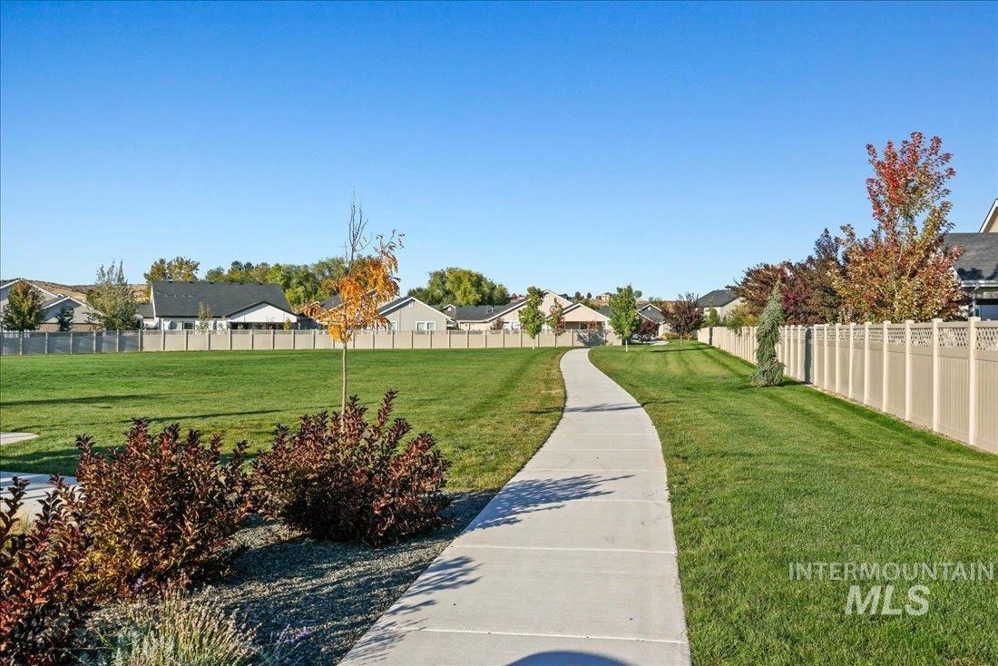 3174 North Greengate Way Star, ID 83669 - Photo 24 of 35 View of property's community featuring a residential view