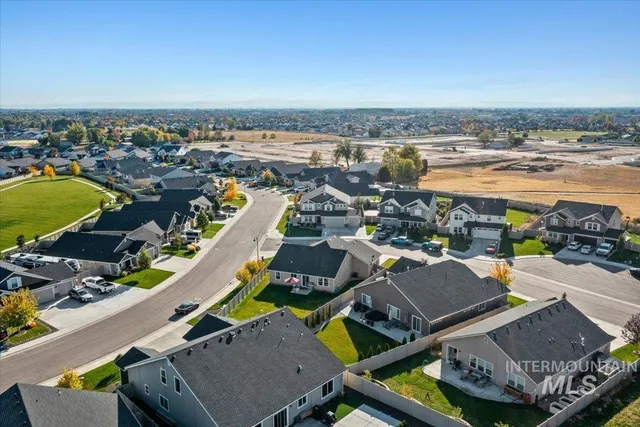 $444,900 | 3174 North Greengate Way, Star, ID 83669