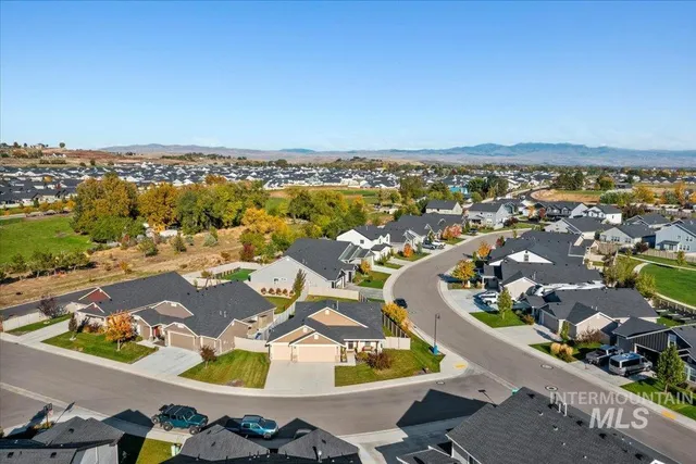 $444,900 | 3174 North Greengate Way, Star, ID 83669