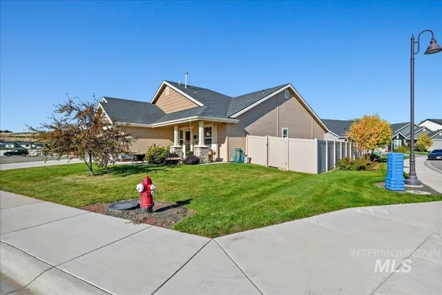 $444,900 | 3174 North Greengate Way, Star, ID 83669