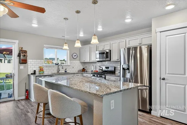 $444,900 | 3174 North Greengate Way, Star, ID 83669