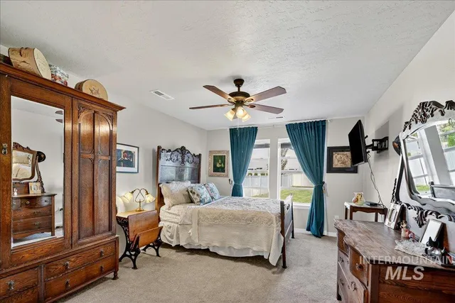 $444,900 | 3174 North Greengate Way, Star, ID 83669