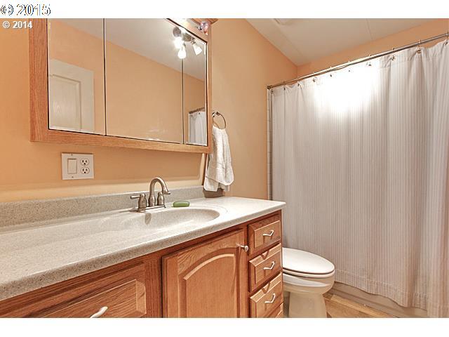 33186 Canaan Road Deer Island, OR 97054 - Photo 7 of 16 Gallery Image 7