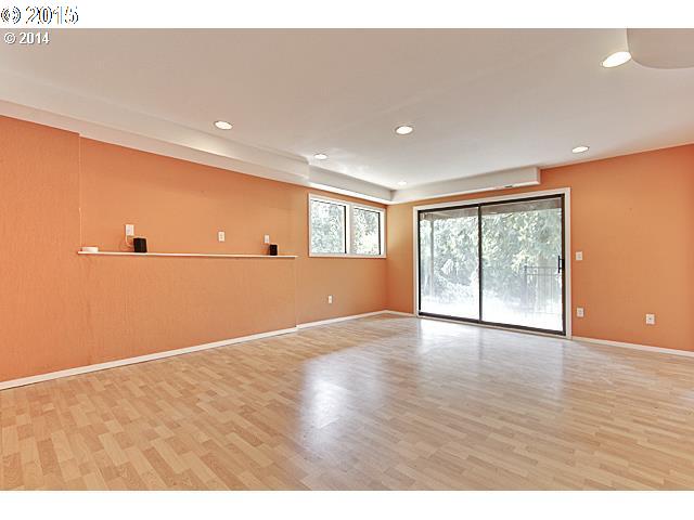 33186 Canaan Road Deer Island, OR 97054 - Photo 9 of 16 Gallery Image 9