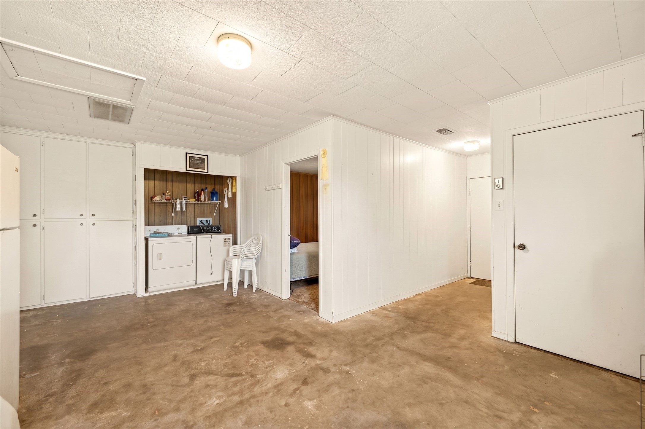 212 Halstedt Road La Grange, TX 78945 - Photo 19 of 38
