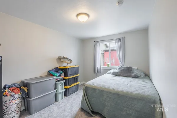 $355,000 | 310 West Owyhee Avenue, Homedale, ID 83628