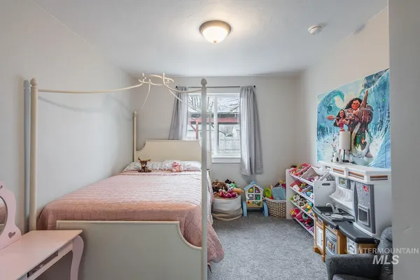 $355,000 | 310 West Owyhee Avenue, Homedale, ID 83628