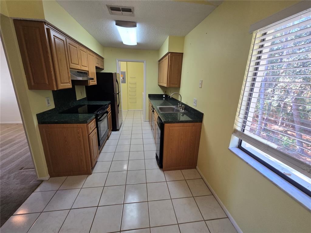 8027 Picketts Court, Unit A Weeki Wachee, FL 34613 - Photo 5 of 15