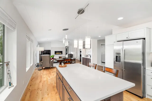 $799,900 | 546 Marina Drive, Superior, WI 54880