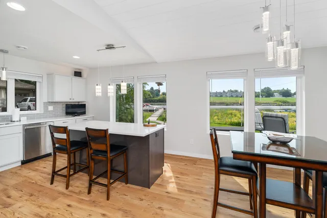 $799,900 | 546 Marina Drive, Superior, WI 54880
