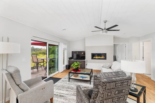 $799,900 | 546 Marina Drive, Superior, WI 54880