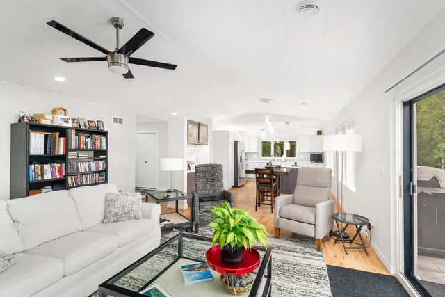 $799,900 | 546 Marina Drive, Superior, WI 54880