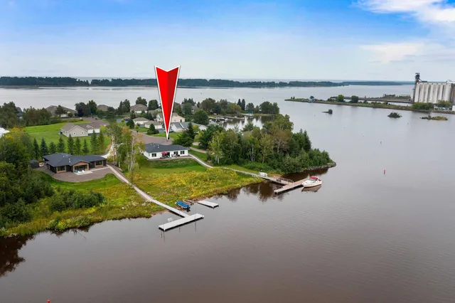 $799,900 | 546 Marina Drive, Superior, WI 54880