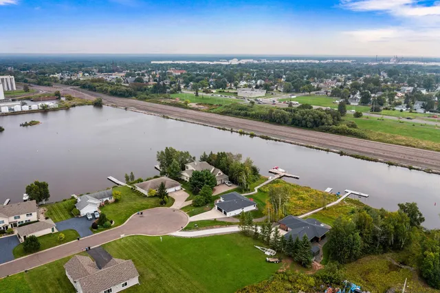 $799,900 | 546 Marina Drive, Superior, WI 54880