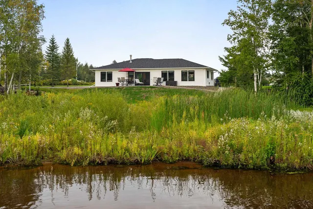 $799,900 | 546 Marina Drive, Superior, WI 54880