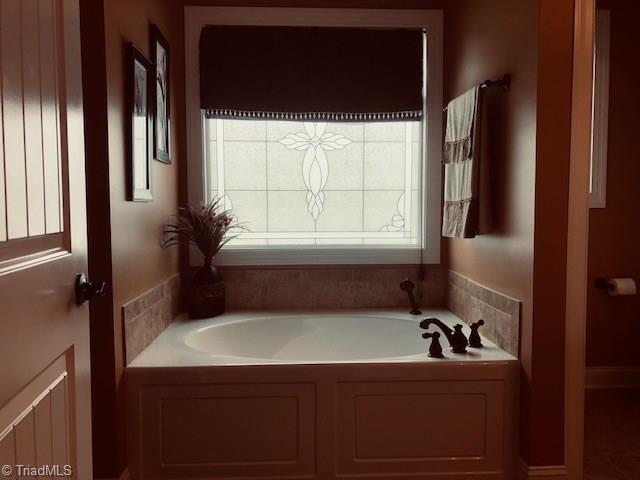 5091 Peppertree Road Clemmons, NC 27012 - Photo 12 of 24 Gallery Image 12