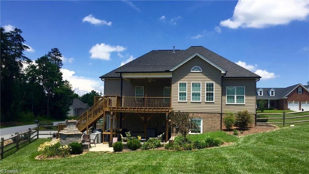 5091 Peppertree Road Clemmons, NC 27012 - Photo 3 of 24 Gallery Image 3