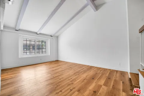 $589,000 | 7100 Balboa Boulevard, Unit 703, Van Nuys, CA 91406