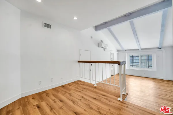 $606,800 | 7100 Balboa Boulevard, Unit 703, Van Nuys, CA 91406