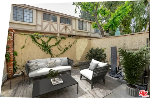 $589,000 | 7100 Balboa Boulevard, Unit 703, Van Nuys, CA 91406