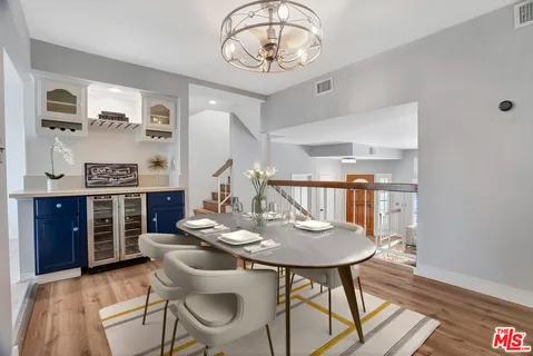 $589,000 | 7100 Balboa Boulevard, Unit 703, Van Nuys, CA 91406