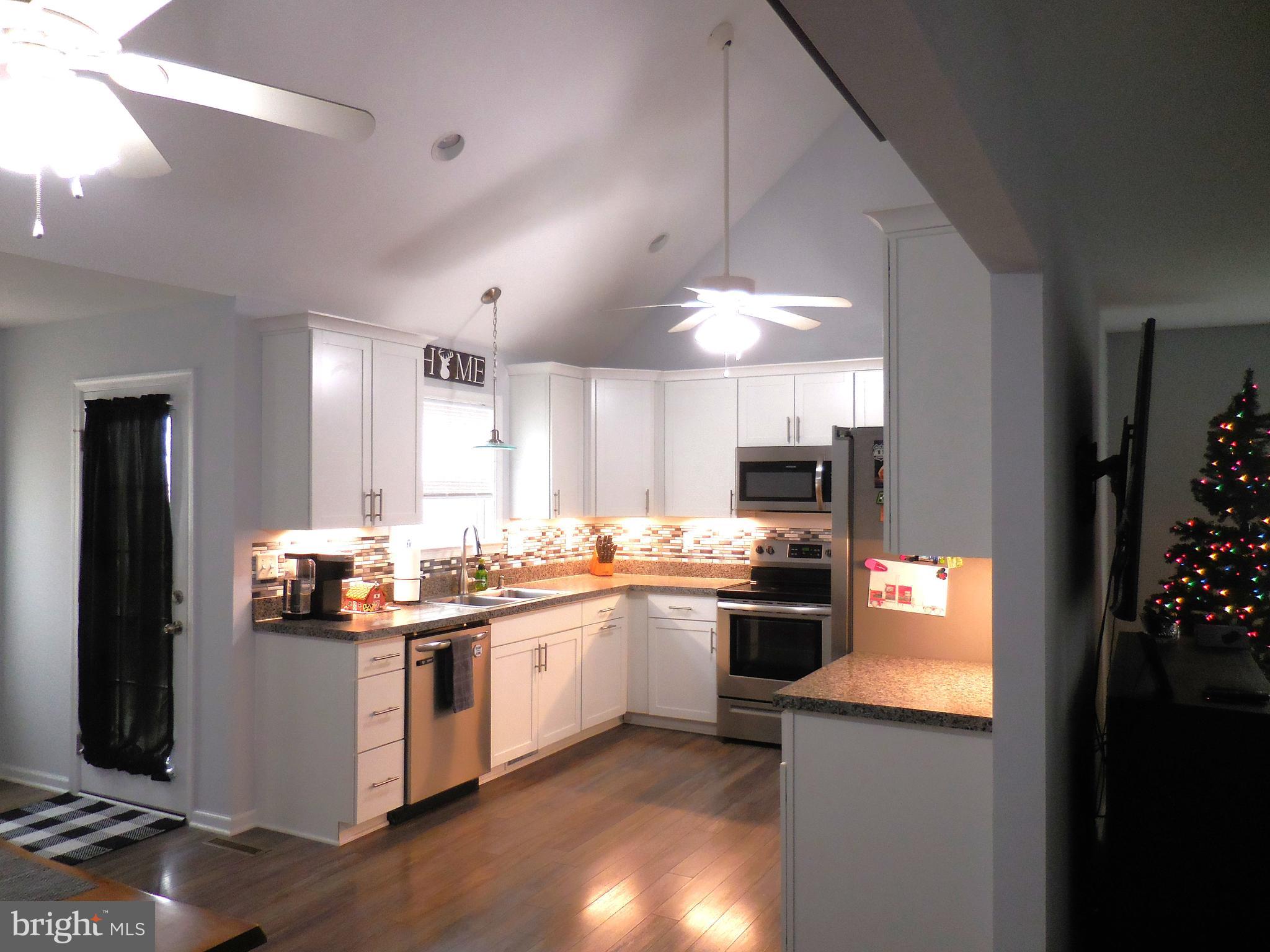 313 Beaver Trail Winchester, VA 22602 - Photo 19 of 70 Deck off of Kitchen